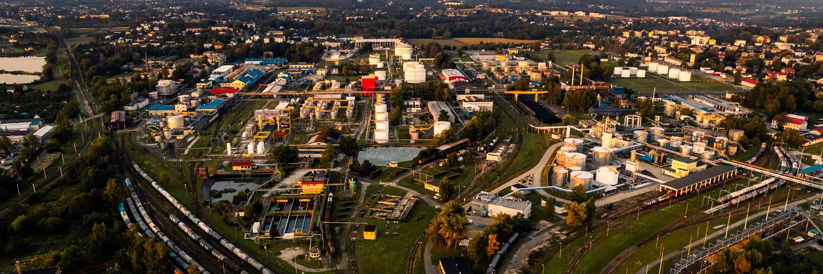 /uploads/media/hero_small_desktop_slide/07/5107-DJI_0189_prv.webp?v=1-0